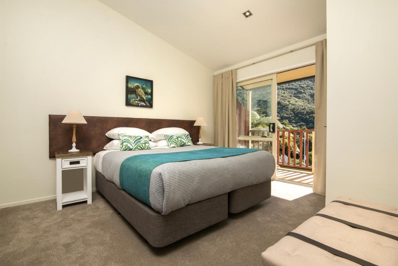 Punga Cove Resort Endeavour Inlet Eksteriør billede