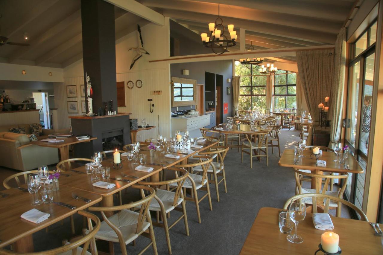 Punga Cove Resort Endeavour Inlet Eksteriør billede