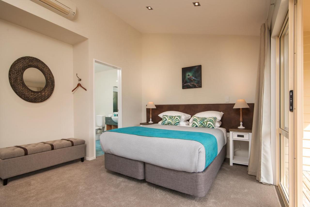 Punga Cove Resort Endeavour Inlet Eksteriør billede