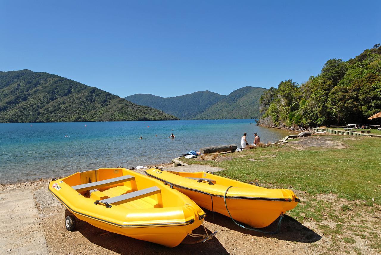 Punga Cove Resort Endeavour Inlet Eksteriør billede
