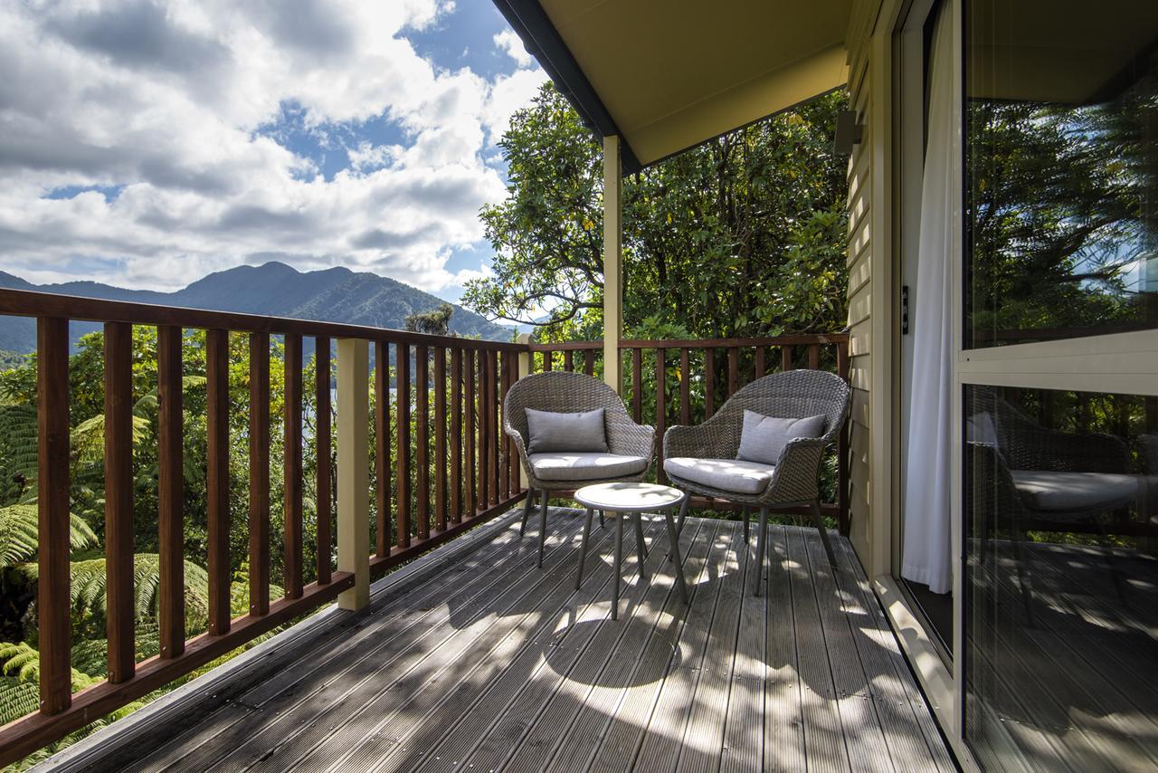 Punga Cove Resort Endeavour Inlet Eksteriør billede